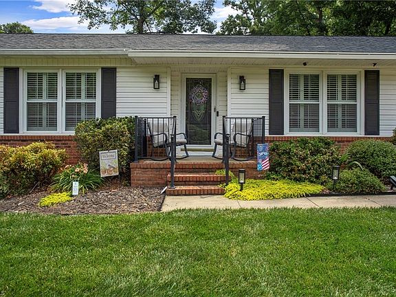 4th image of 5304 Hiddenbrook Dr