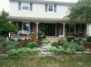 5 Woodshire Way, Hillsborough, NJ 08844