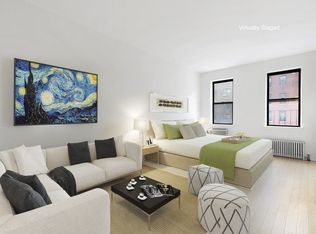 126 W 96th St APT 2A, New York, NY 10025