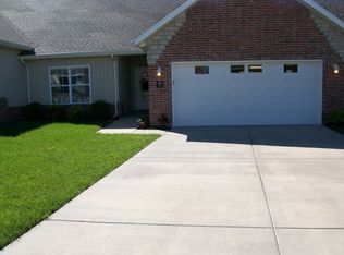 1368 N Sandy Creek Cir UNIT 5, Nixa, MO 65714