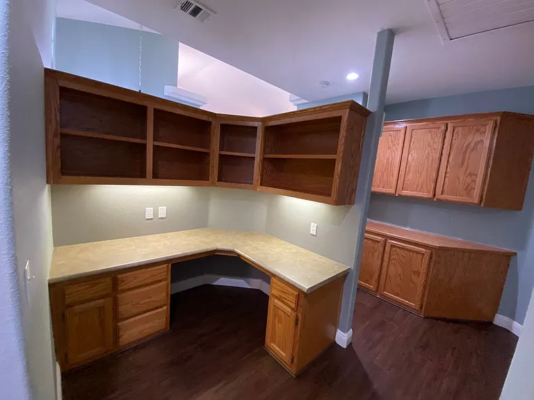 2643 W Oakridge Ave — Photo 21