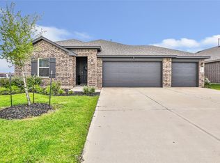 1012 Llano Trl, Dayton, TX 77535
