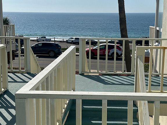 2nd image of 308 Paseo De La Playa APT 5