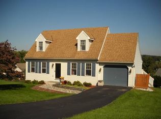 29 Ridgeview Dr, Coatesville, PA 19320