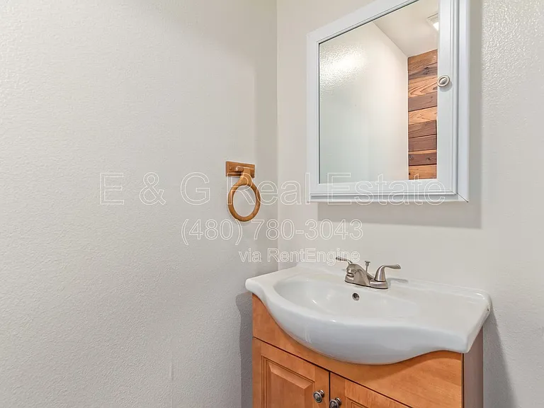 1640 E La Jolla Dr — Photo 14