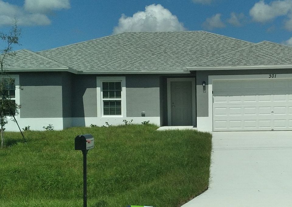 1st image of 301 SW Log Dr