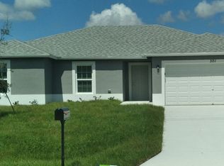 301 SW Log Dr, Pt Saint Lucie, FL 34953