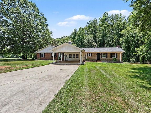 2nd image of 3063 Georgia Rd
