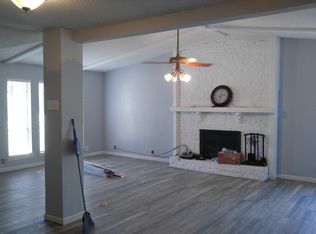 2305 Lexington Dr, Arlington, TX 76014