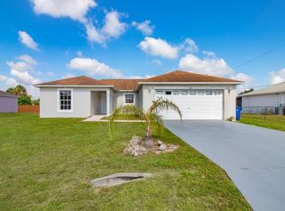 568 Thomas Sherwin Ave S, Lehigh Acres, FL 33974