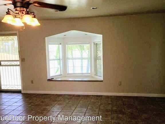 2nd image of 10622 Bramblebush Ave