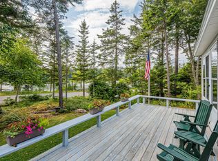 98 Harrington Cove Rd, Spruce Head, ME 04859
