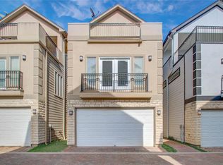 3043 Clinton Dr, Houston, TX 77020