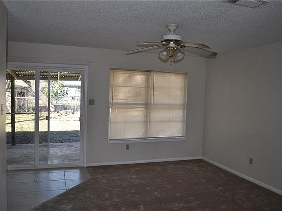 4th image of 1810 Teton Dr