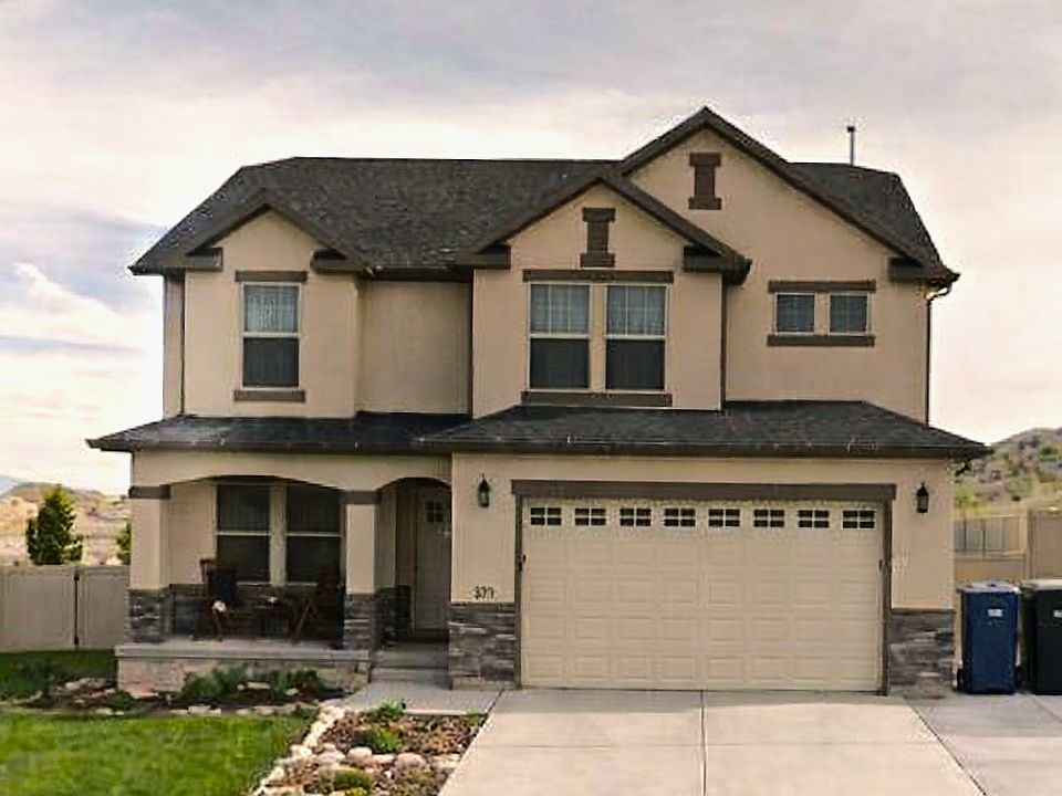 1st image of 235 W Caracara St