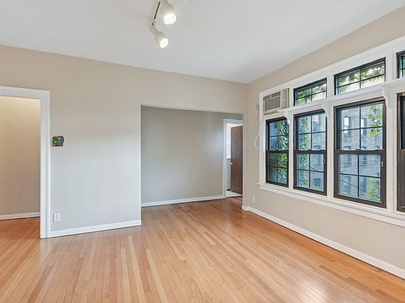 4th image of 1127 W Farwell Ave APT 210