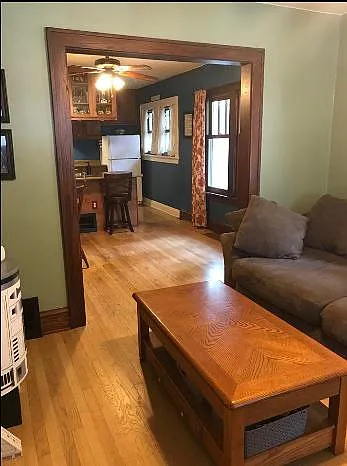 3 bed, 1320 sqft, $1,800 — Photo 4
