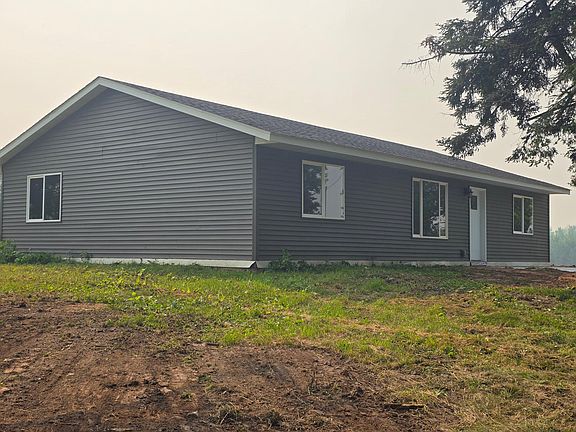 3rd image of 32438 Beaver Claw Rd