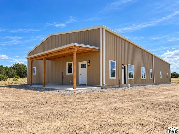 8240 Mallory Dr, Pueblo, CO 81004
