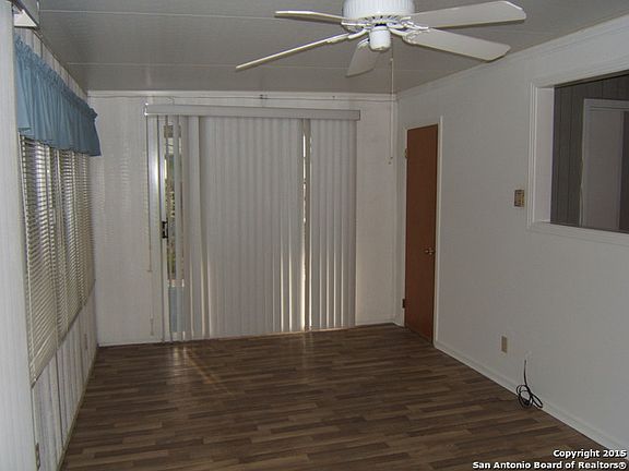 4th image of 135 Creath Pl