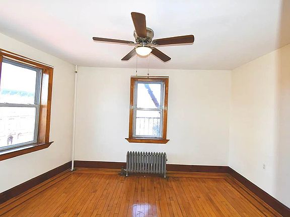 4th image of 10 Herkimer St #2