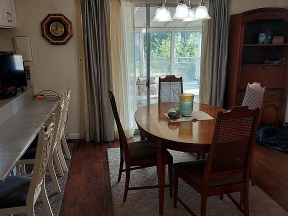 4th image of 858 Mackenzie Dr