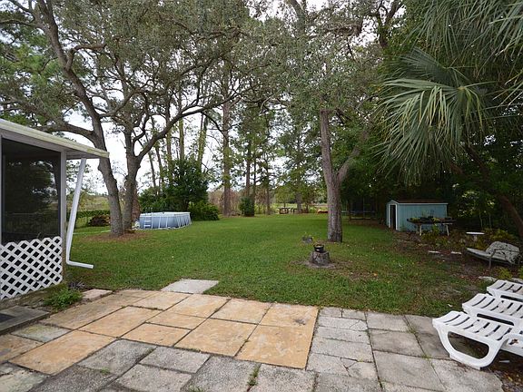2nd image of 1308 W Wellington Dr