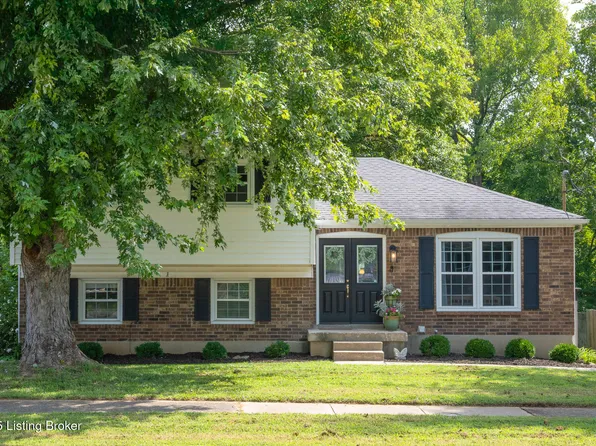 4407 Burgundy Dr, Jeffersontown, KY 40299
