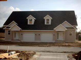 536 Village Green Dr #A, Morehead City, NC 28557