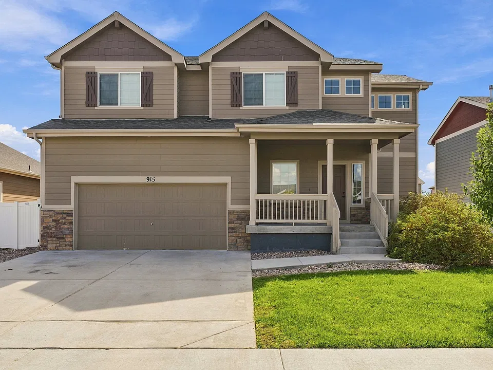 915 Maplebrook Dr