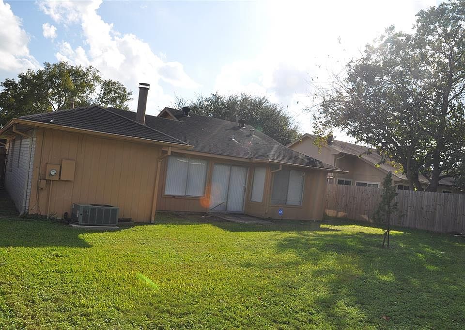 1st image of 16614 Alametos Dr