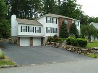 37 Continental Rd, West Milford, NJ 07480