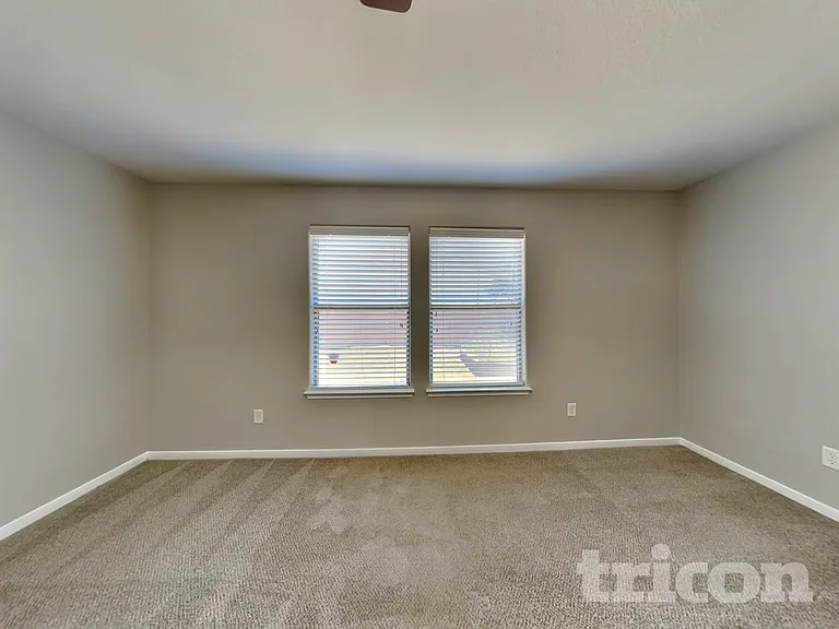 8927 Summer Valley Ln — Photo 6