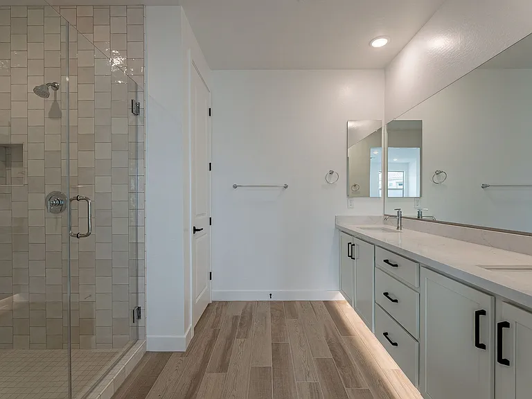 21411 W Meadowbrook Ave — Photo 25