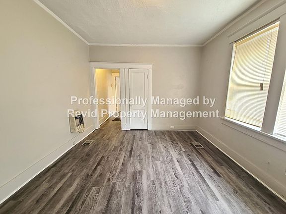 4th image of 1590 Cameron St #1592