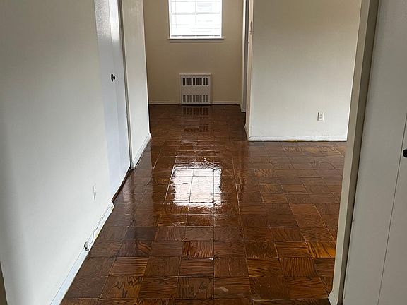 2nd image of 3825 Parsons Blvd APT 7A