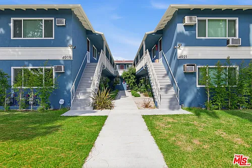 4921 Coldwater Canyon Ave #3 Photo 1