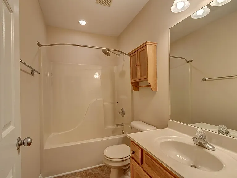 341 Darenia Ln — Photo 6