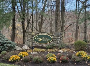 8214 Polk Dr BLDG 8 #8214, Rockaway Twp., NJ 07885