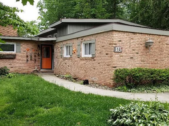 2nd image of 314 Fisher Ct