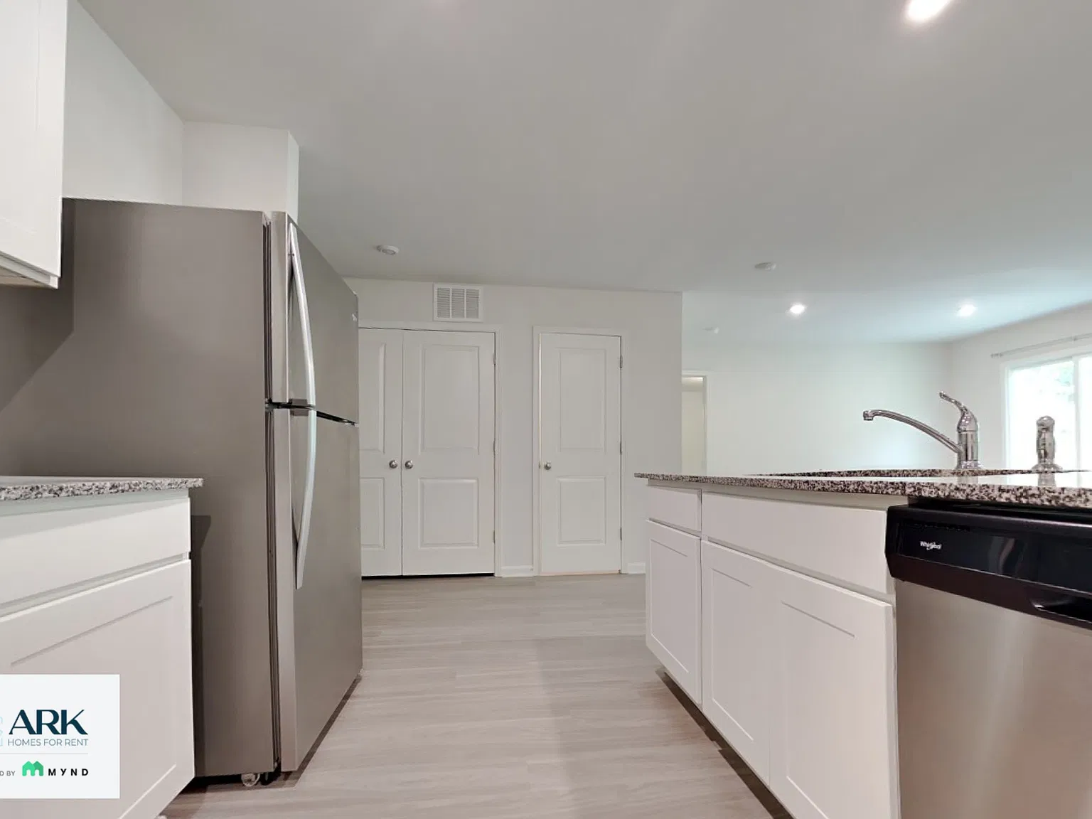 4 bed, 2.0 bath, 1601 sqft, $1,825 — Photo 4