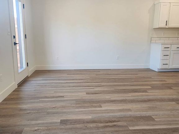 5th image of 126 Trifecta Ln