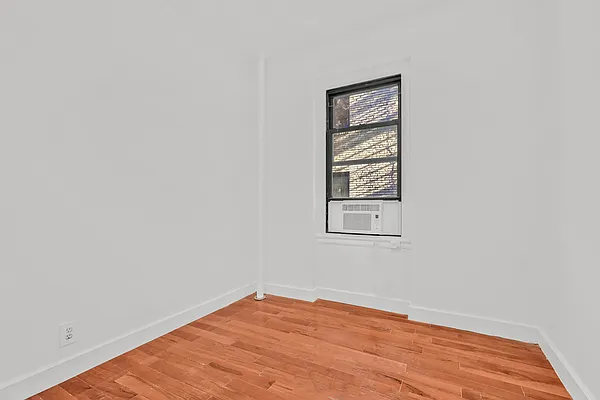 Rented by Compass | media 14