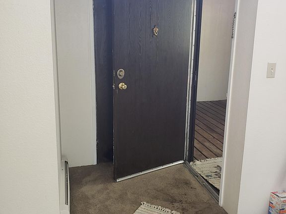 Entry from outside, small quiet 10 unit neighborhood building.