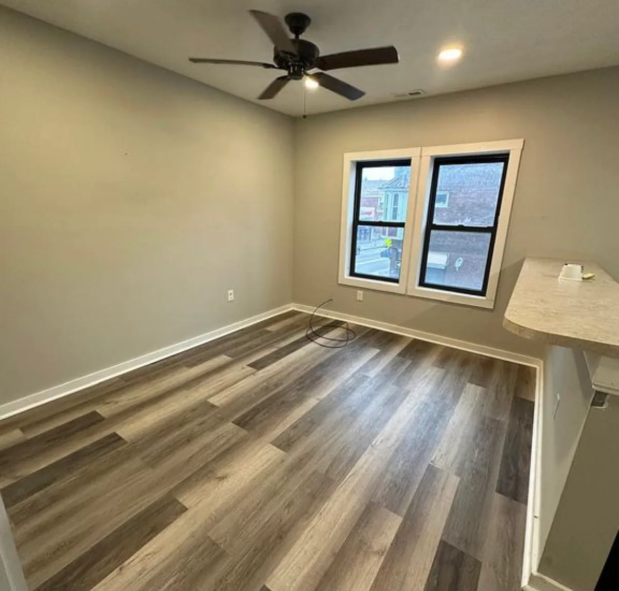 2 bed, 1100 sqft, $1,040 — Photo 3