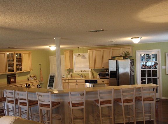 3rd image of 2939 Sunset Dr
