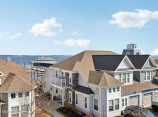 13 Halfmoon Ct UNIT 1106, Highlands, NJ 07732