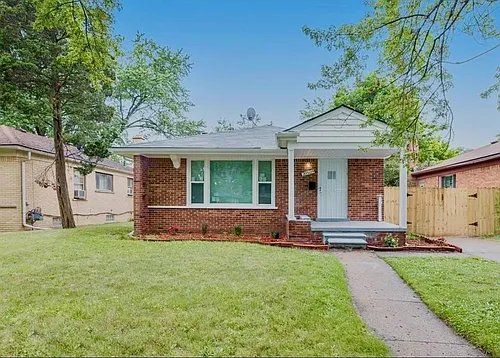 20509 Faust Ave Photo 1