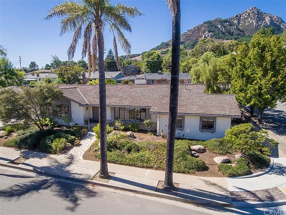 1st image of 584 Patricia Dr