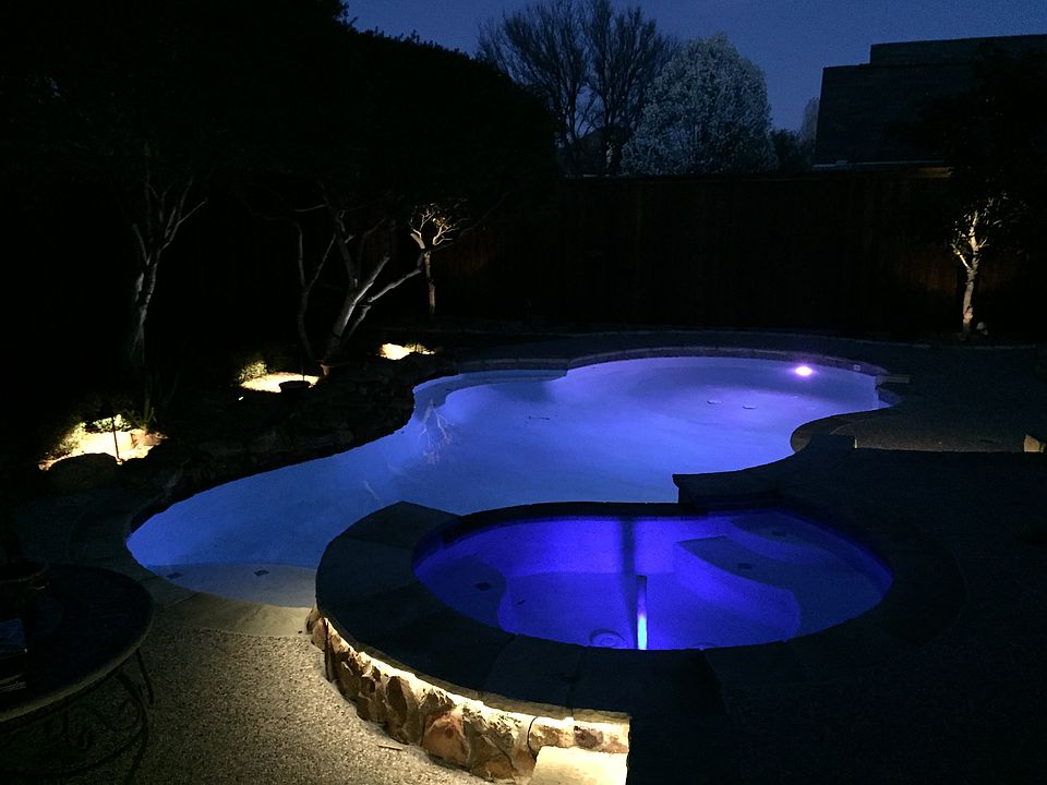 LED landscape and pool light